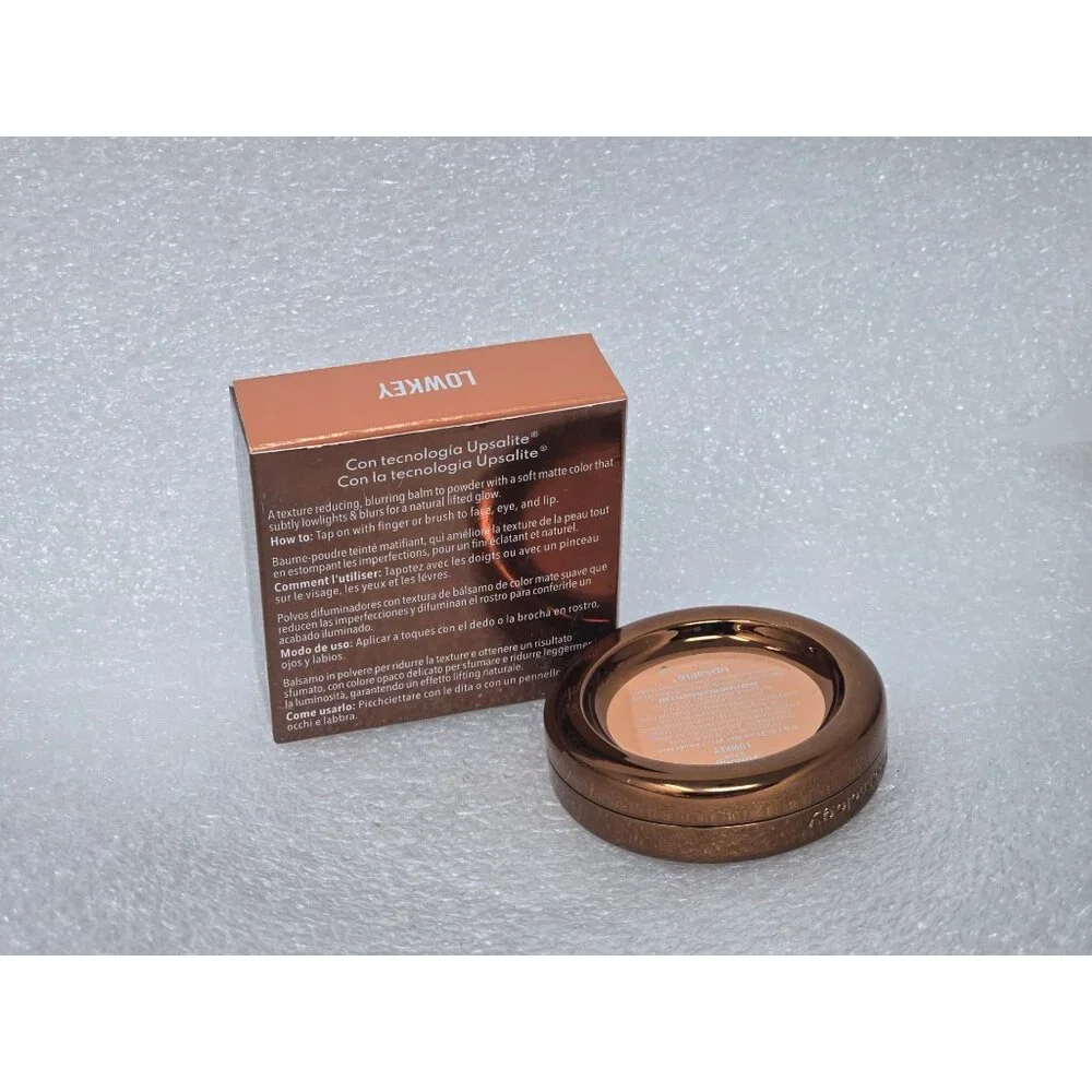 Danessa Myricks Beauty Yummy Skin Blurring Balm Powder Lowlighter 6g